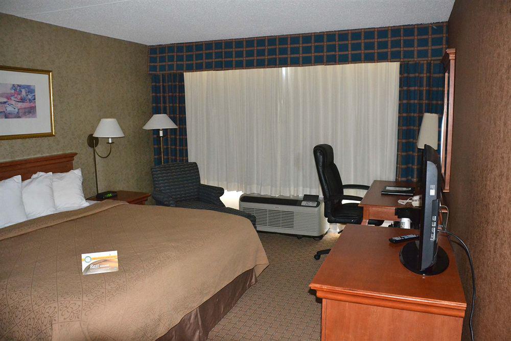 Quality Inn 刘易斯堡 外观 照片