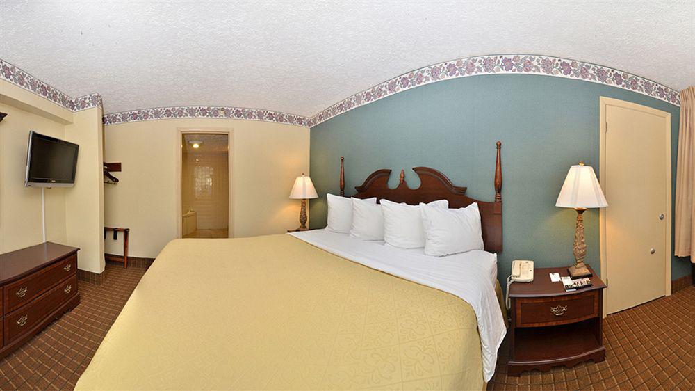 Quality Inn 刘易斯堡 外观 照片